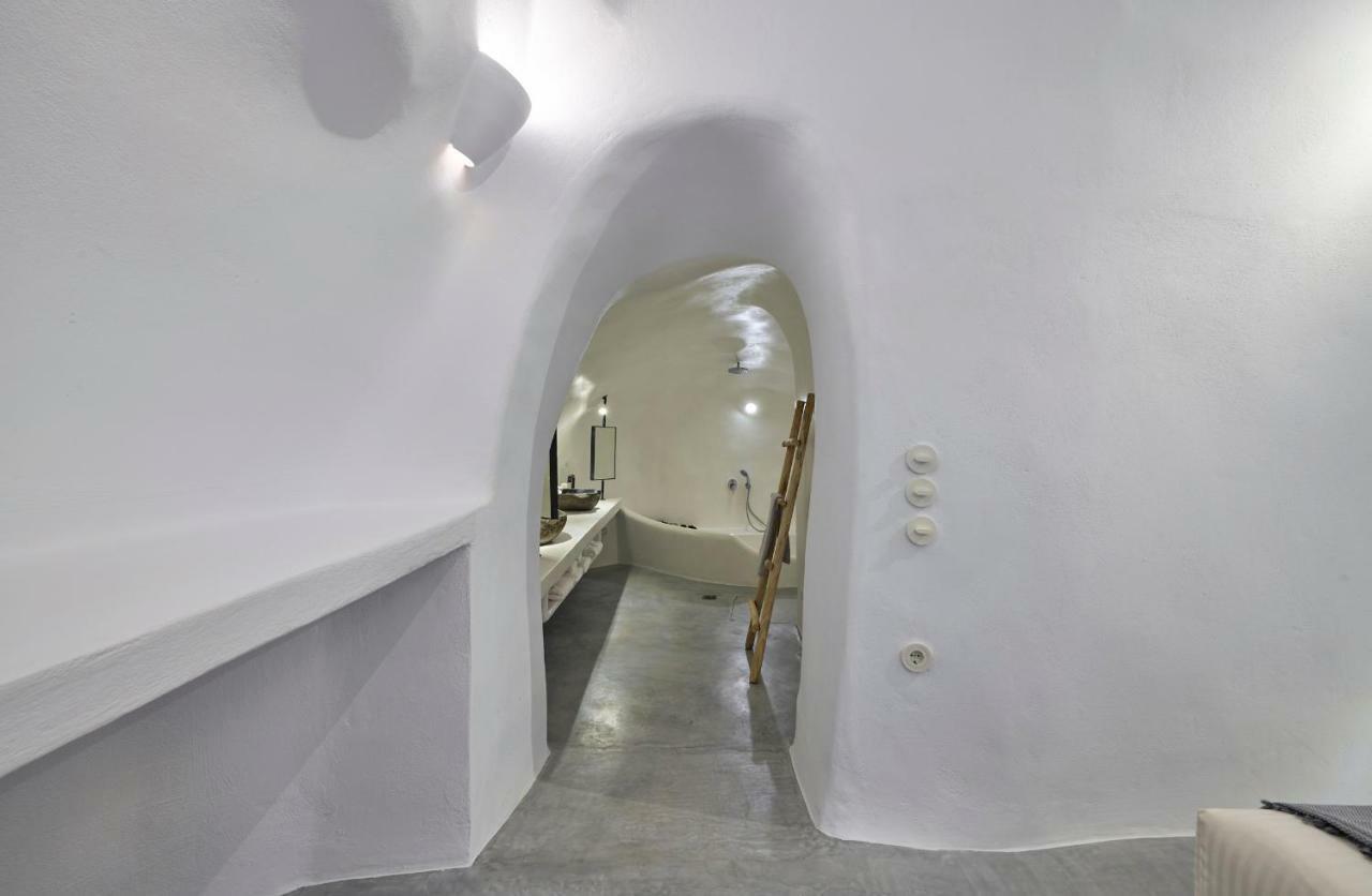 Cave Suite Oia Exterior photo